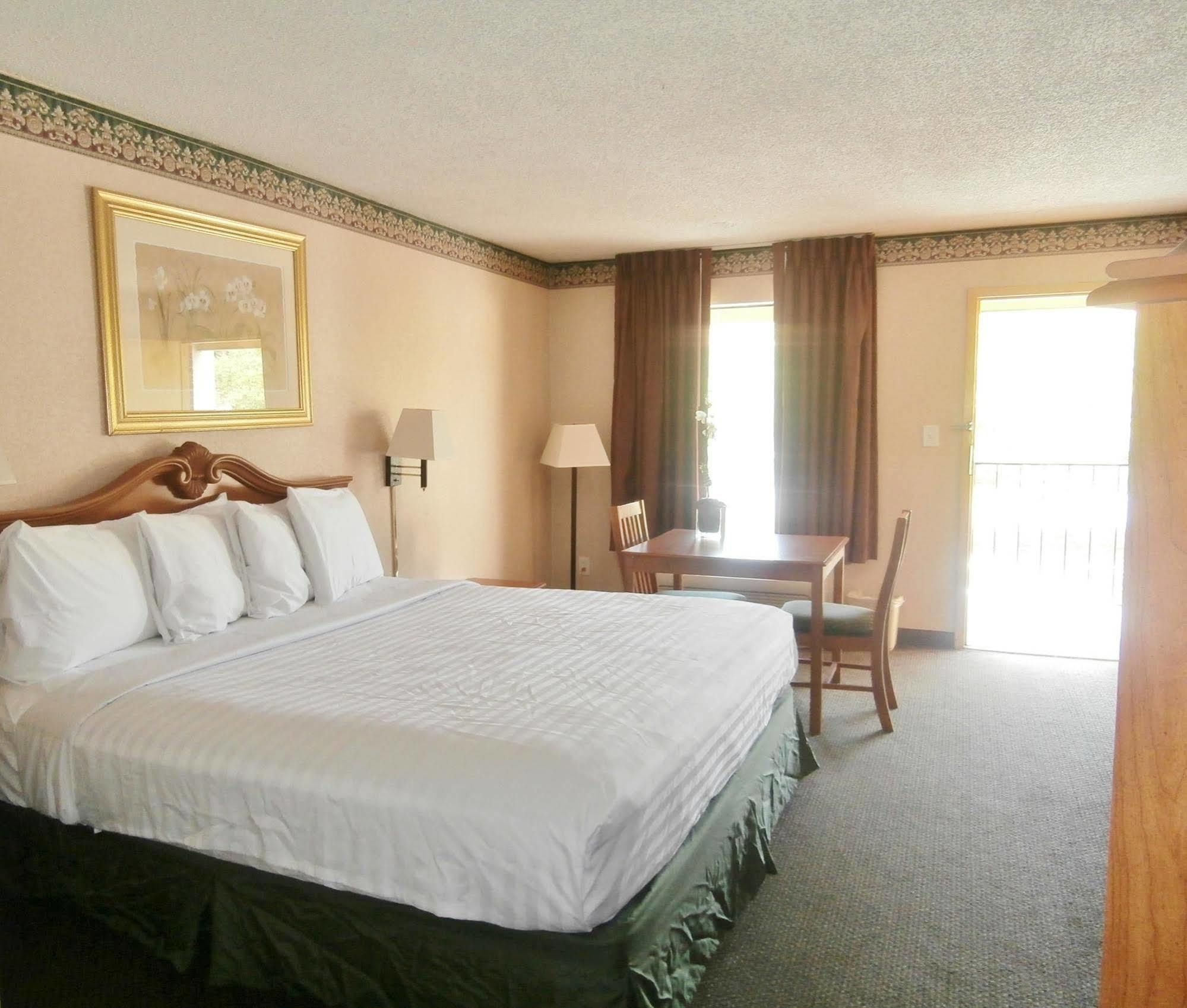 My Home & Suites Covington Ngoại thất bức ảnh